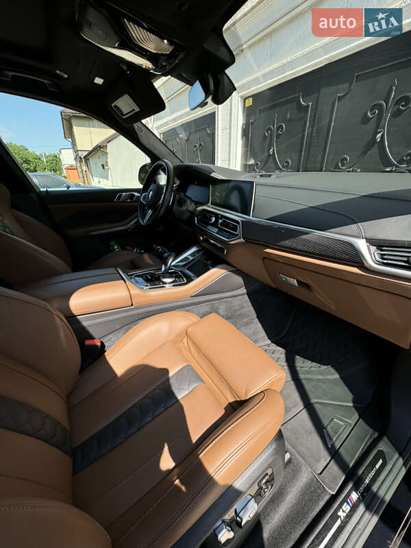 Позашляховик / Кросовер BMW X5 M 2021 в Одесі