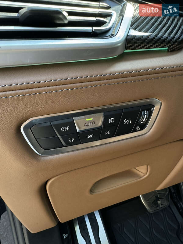 Позашляховик / Кросовер BMW X5 M 2021 в Одесі