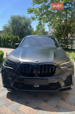 Внедорожник / Кроссовер BMW X5 M 2022 в 
