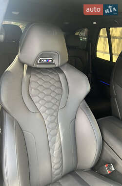 Внедорожник / Кроссовер BMW X5 M 2022 в 