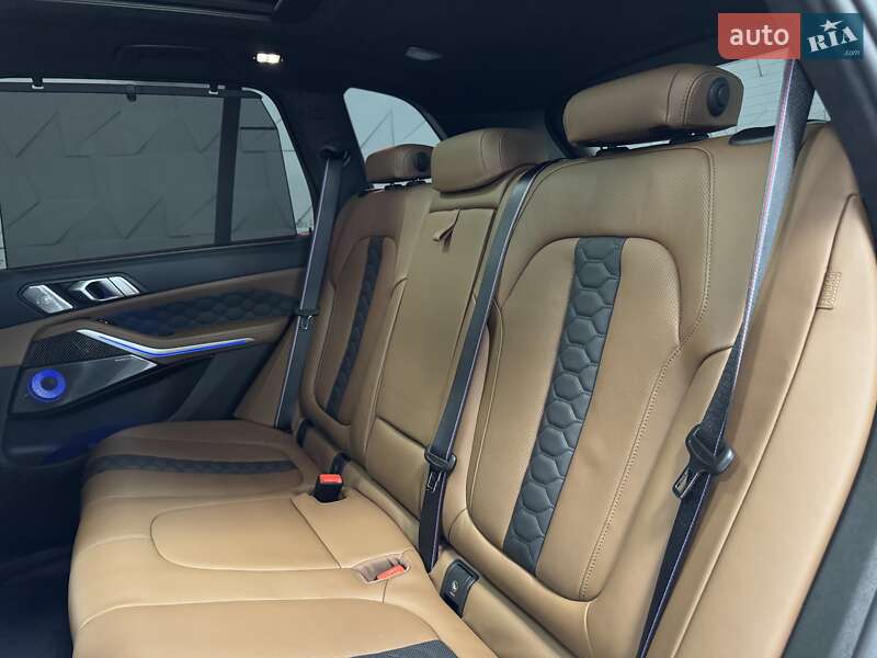 Внедорожник / Кроссовер BMW X5 M 2022 в Тернополе