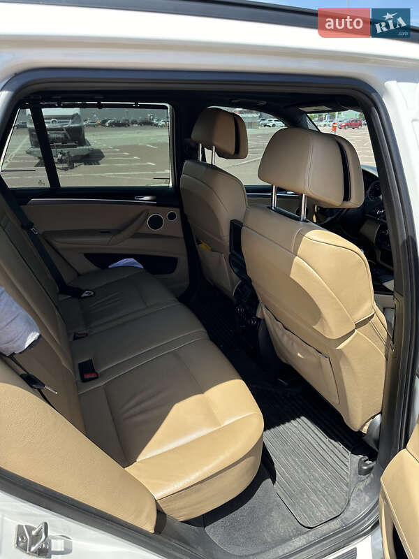 Внедорожник / Кроссовер BMW X5 M 2011 в Херсоне фото 10 Внедорожник / Кроссовер BMW X5 M 2011 в Херсоне