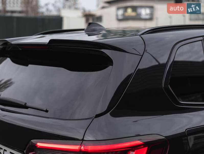Внедорожник / Кроссовер BMW X5 M 2022 в Киеве