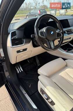 Внедорожник / Кроссовер BMW X5 M 2019 в 