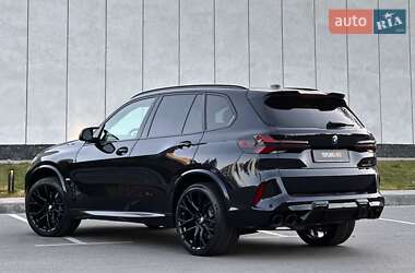Позашляховик / Кросовер BMW X5 M 2023 в 