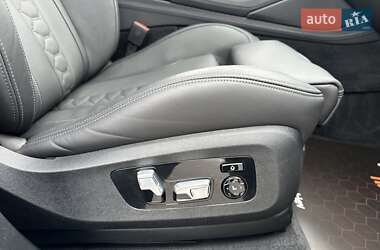 Внедорожник / Кроссовер BMW X5 M 2022 в 