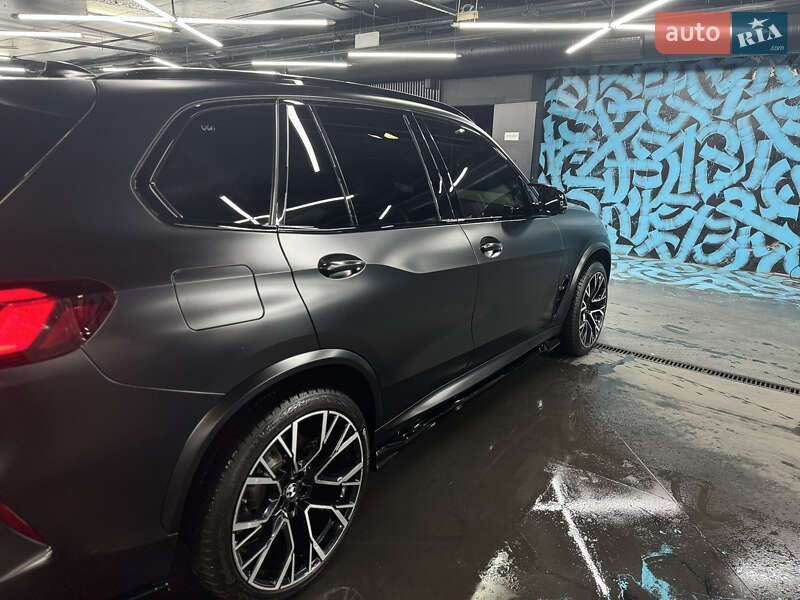 Позашляховик / Кросовер BMW X5 M 2021 в Києві