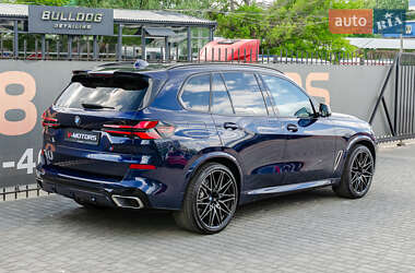 Позашляховик / Кросовер BMW X5 M 2020 в 