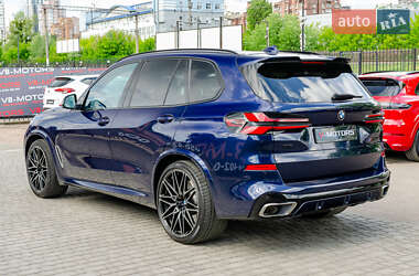 Позашляховик / Кросовер BMW X5 M 2020 в 