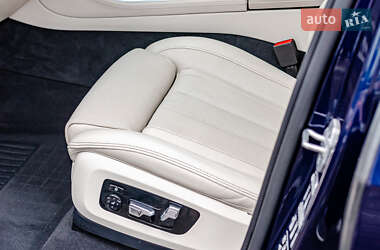 Позашляховик / Кросовер BMW X5 M 2020 в 