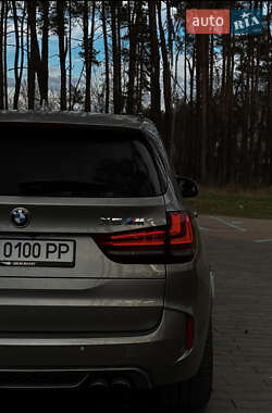 Позашляховик / Кросовер BMW X5 M 2015 в 