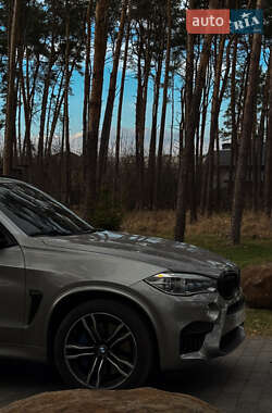 Позашляховик / Кросовер BMW X5 M 2015 в 