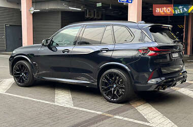 Позашляховик / Кросовер BMW X5 M 2023 в 
