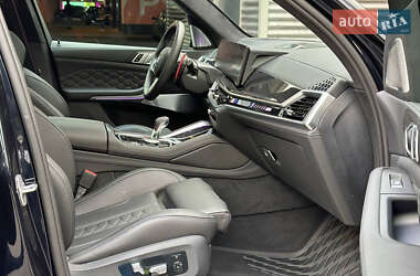 Позашляховик / Кросовер BMW X5 M 2023 в 