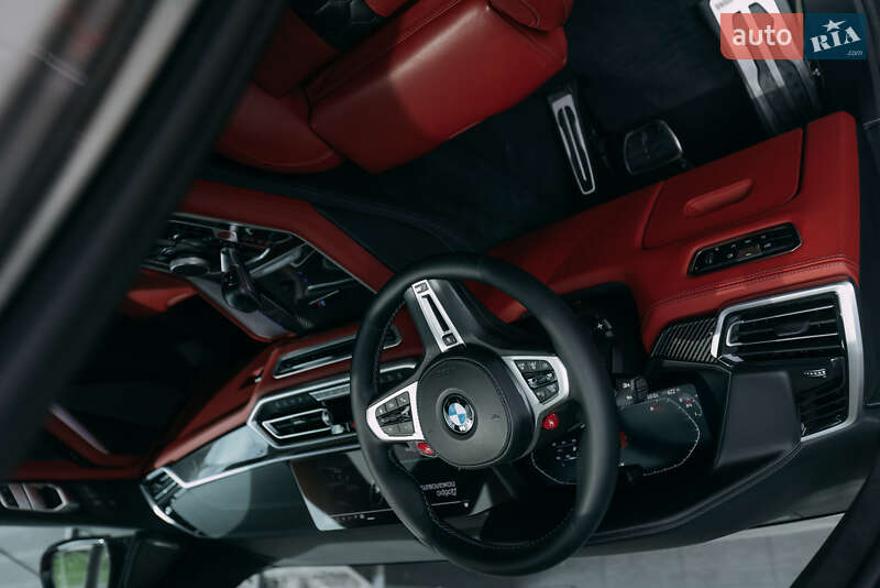 Внедорожник / Кроссовер BMW X5 M 2022 в Киеве