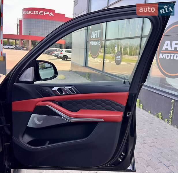 Внедорожник / Кроссовер BMW X5 M 2022 в Киеве