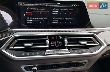 Внедорожник / Кроссовер BMW X5 M 2022 в 