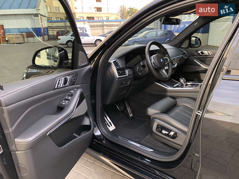 Внедорожник / Кроссовер BMW X5 M 2021 в Одессе