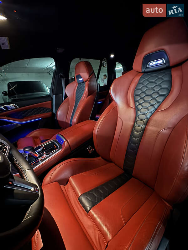 Позашляховик / Кросовер BMW X5 M 2020 в Дніпрі