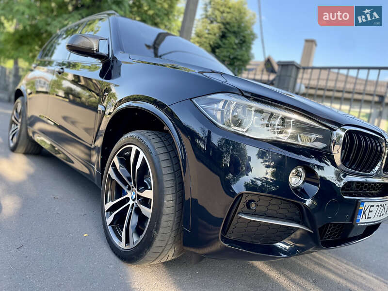 Внедорожник / Кроссовер BMW X5 M 2015 в Каменском