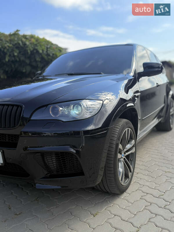 Внедорожник / Кроссовер BMW X5 M 2010 в Хмельницком