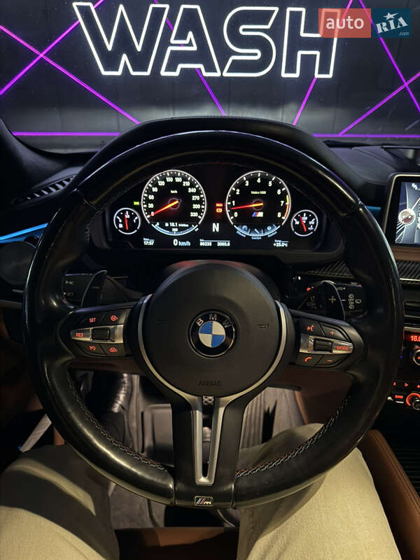 Позашляховик / Кросовер BMW X5 M 2016 в Києві
