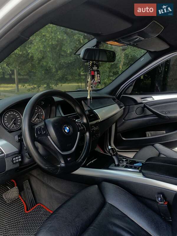Внедорожник / Кроссовер BMW X5 M 2010 в Долинской