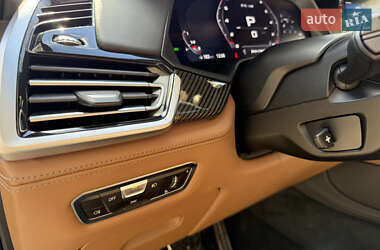 Внедорожник / Кроссовер BMW X5 M 2022 в 