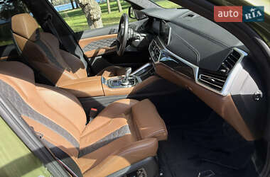Внедорожник / Кроссовер BMW X5 M 2022 в 