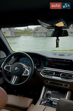 Внедорожник / Кроссовер BMW X5 M 2022 в 