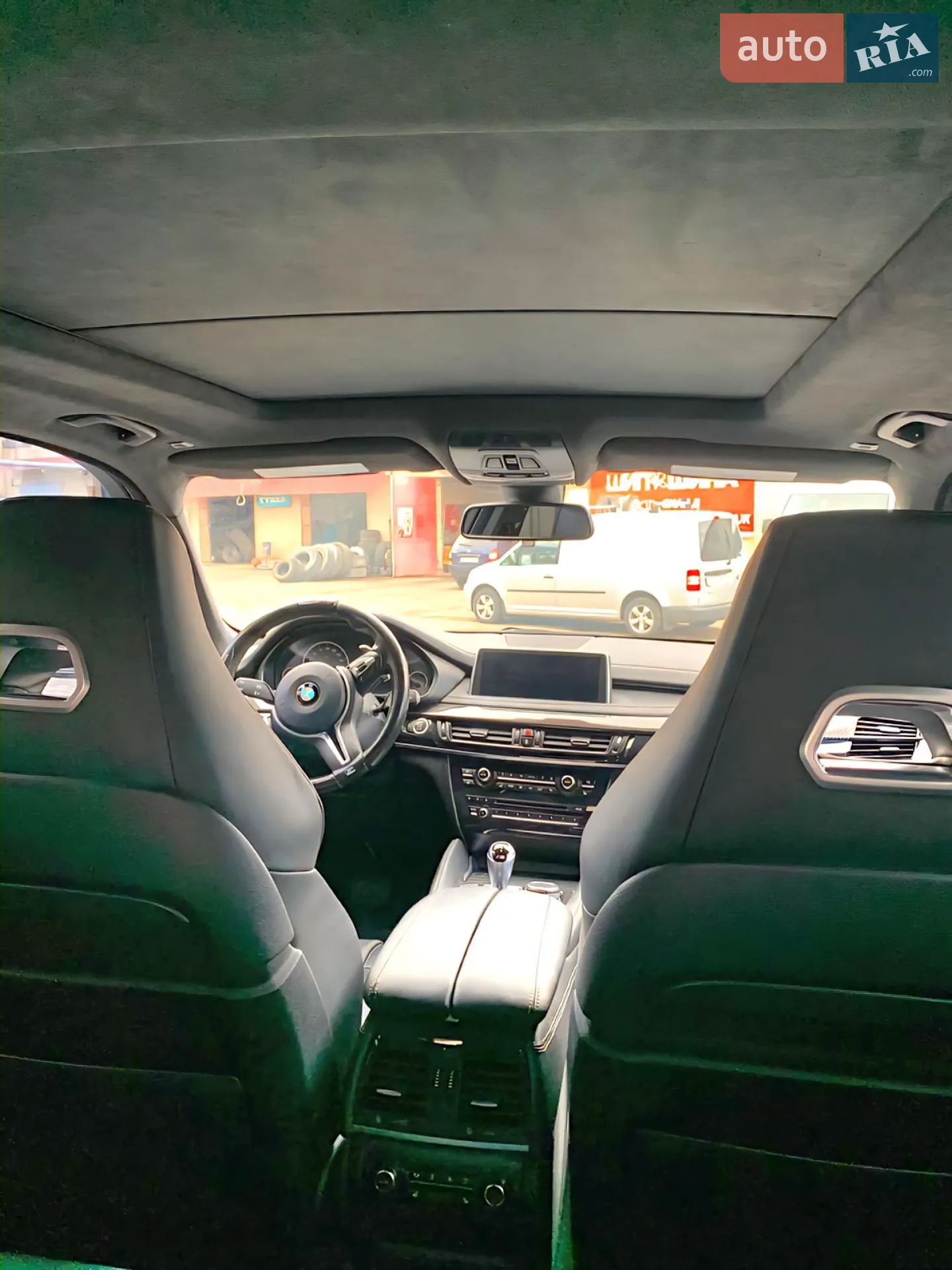2015 BMW X5 M - мініатюра 37