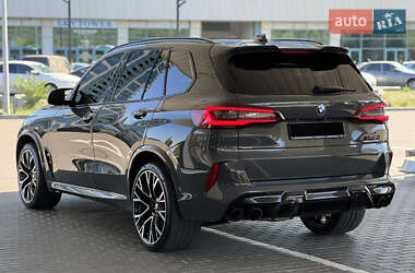 Позашляховик / Кросовер BMW X5 M 2022 в 