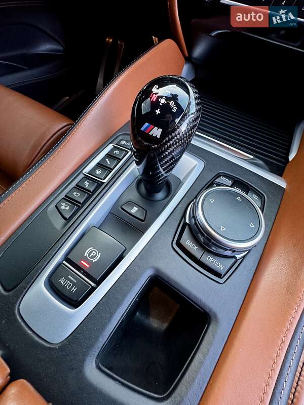 Внедорожник / Кроссовер BMW X5 M 2016 в Киеве