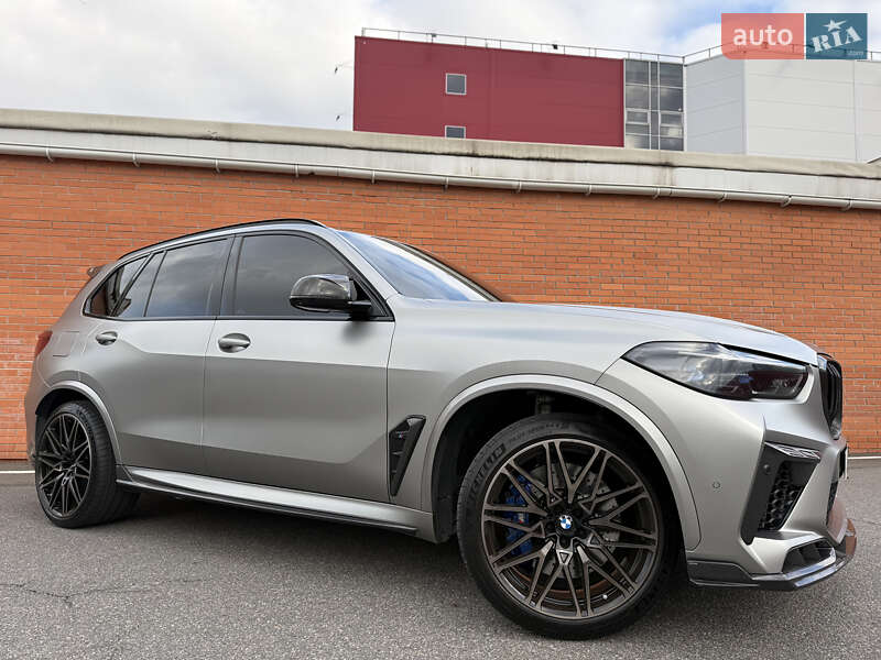 Внедорожник / Кроссовер BMW X5 M 2022 в Киеве