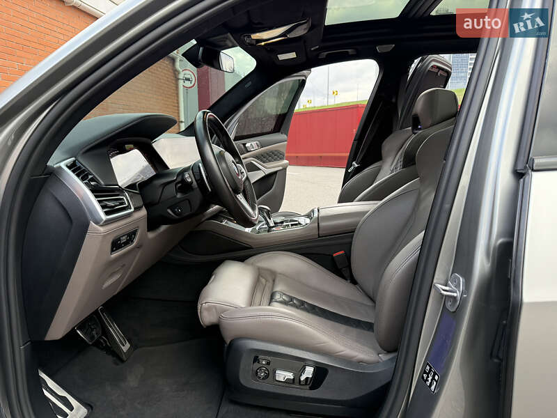 Внедорожник / Кроссовер BMW X5 M 2022 в Киеве