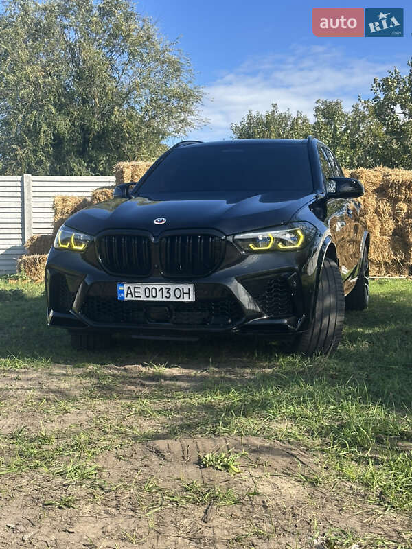 Внедорожник / Кроссовер BMW X5 M 2023 в 
