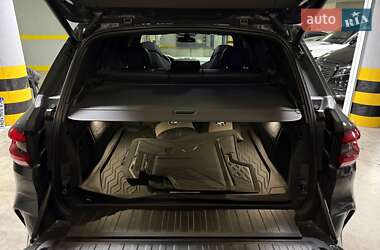 Внедорожник / Кроссовер BMW X5 M 2022 в 