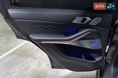 Внедорожник / Кроссовер BMW X5 M 2022 в 