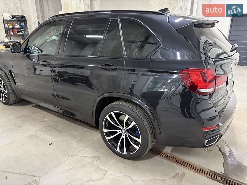 Внедорожник / Кроссовер BMW X5 M 2016 в Киеве фото 12 Внедорожник / Кроссовер BMW X5 M 2016 в Киеве