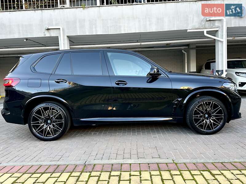 Внедорожник / Кроссовер BMW X5 M 2021 в Киеве