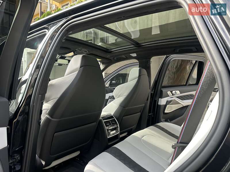 Внедорожник / Кроссовер BMW X5 M 2021 в Киеве