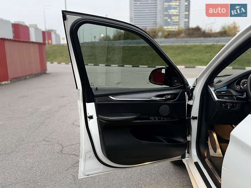 Позашляховик / Кросовер BMW X5 M 2017 в Києві