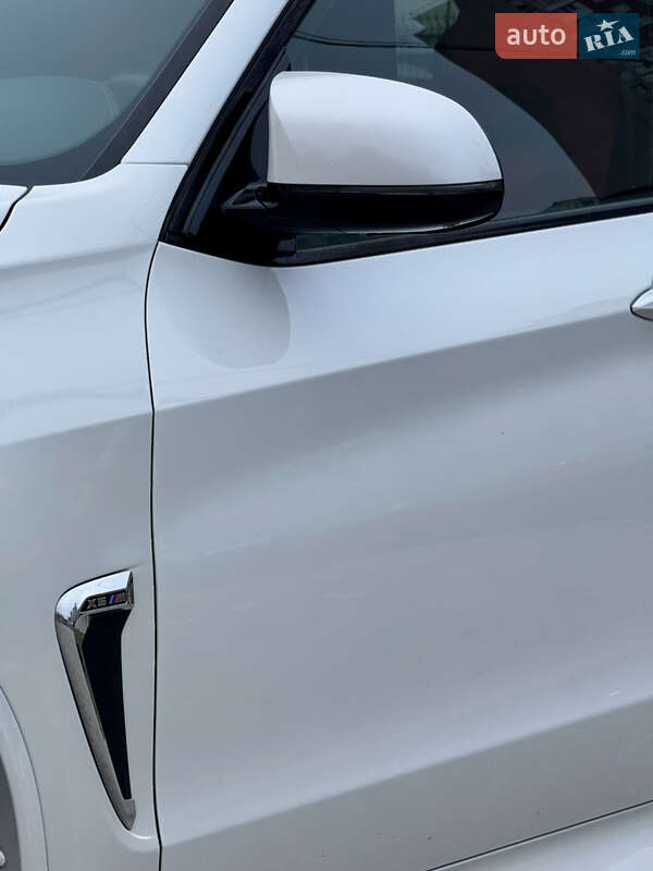 Позашляховик / Кросовер BMW X5 M 2017 в Києві фото 80 Позашляховик / Кросовер BMW X5 M 2017 в Києві