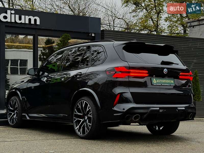 Внедорожник / Кроссовер BMW X5 M 2022 в Киеве