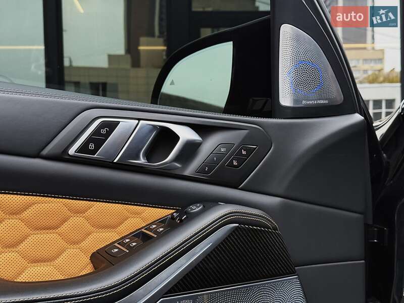 Внедорожник / Кроссовер BMW X5 M 2022 в Киеве