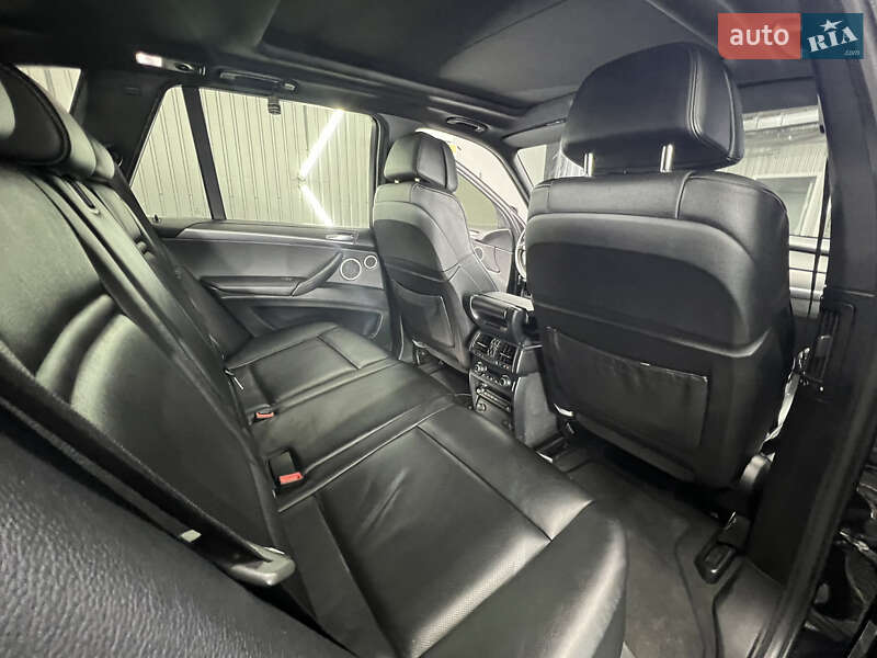 Внедорожник / Кроссовер BMW X5 M 2012 в Киеве фото 8 Внедорожник / Кроссовер BMW X5 M 2012 в Киеве