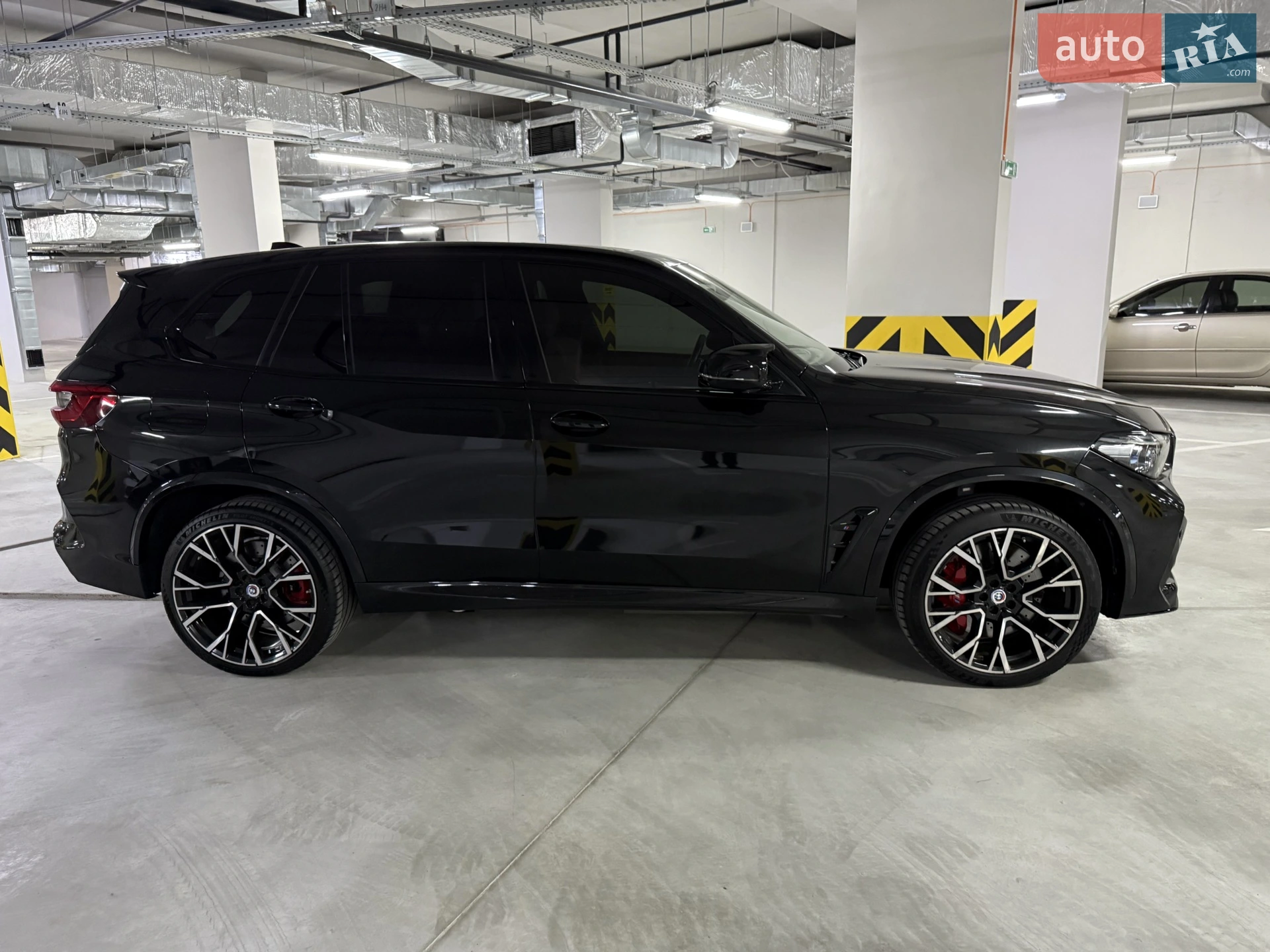 2022 BMW X5 M - мініатюра 11