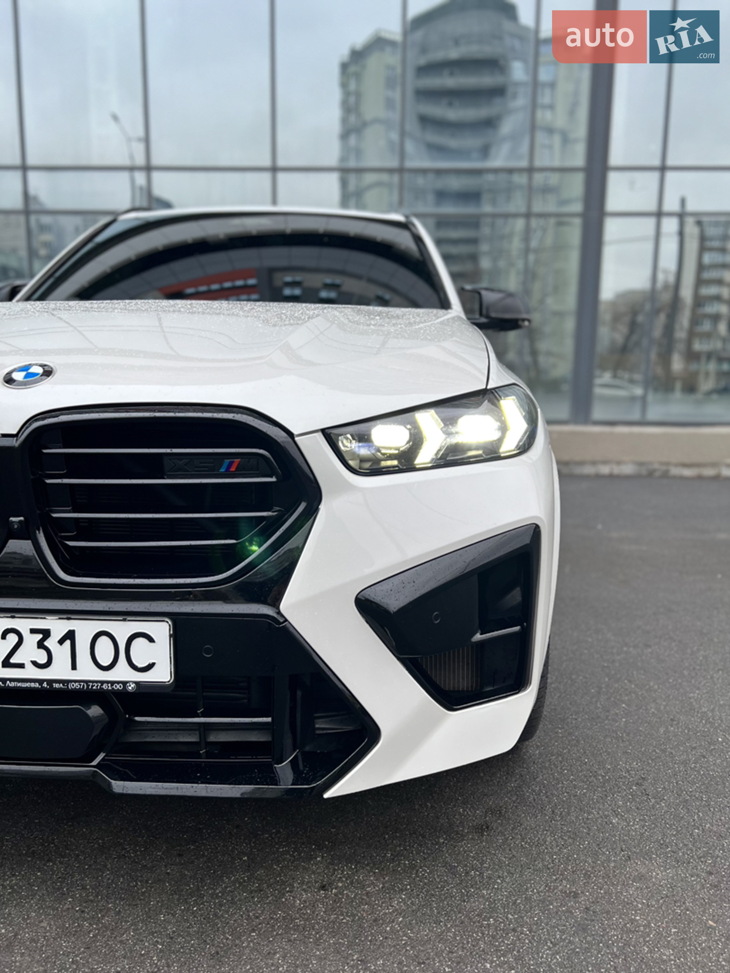 2023 BMW X5 M - мініатюра 3