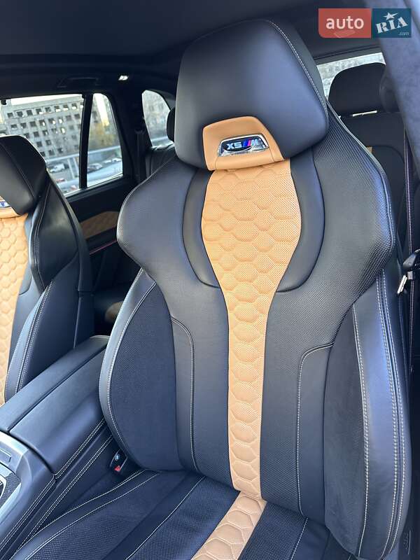 Внедорожник / Кроссовер BMW X5 M 2022 в Киеве