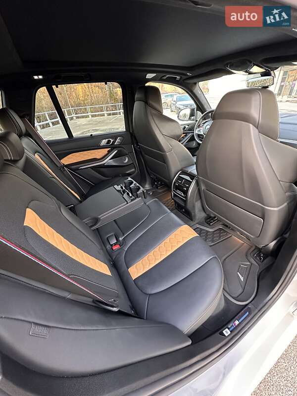 Внедорожник / Кроссовер BMW X5 M 2022 в Киеве